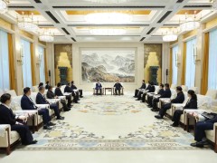 王忠林会见参加2026年世界大健康博览会企业家代表 携手推动大健康产业发展 为加快建设健康中国贡献力量