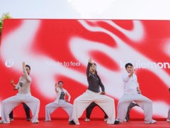 lululemon启动瑜伽嘉年华 千名瑜伽爱好者共赴长城之约