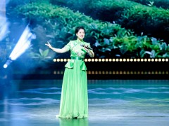 巴山深处百灵鸟 民歌唱得世人闻 ——记陕南民歌优秀演唱者彭光琴