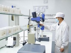 淘米水护发是玄学？深扒“非遗精华洗头”背后的科学逻辑