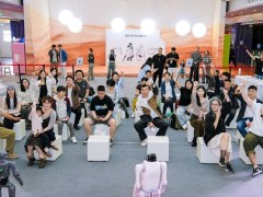 启元机器人新品发布会召开,个人机器人落地千年古都西安